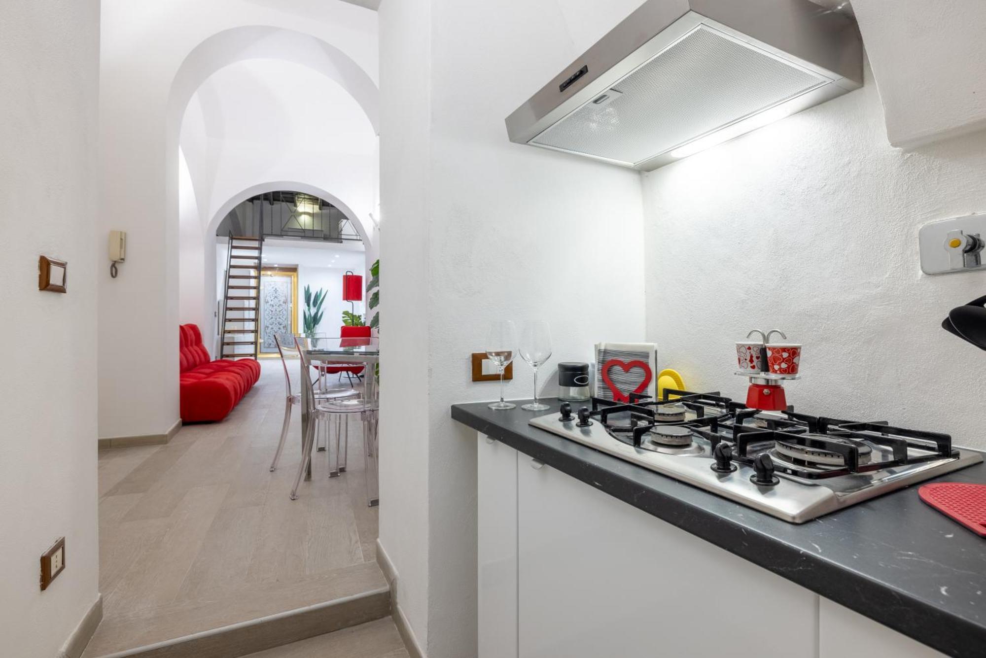 Lovely Studio Apartment - Capocci 로마 외부 사진